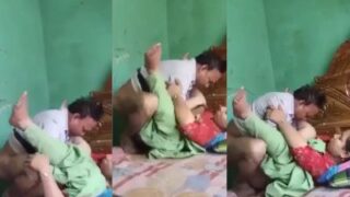 Tante Telugu Bayar Sewa Dengan Melayani Nafsu Si Tuan Tanah