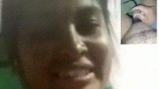 Malayali Aunty Pamer Tetek Bikin Cowok Ngocok Di Video Call