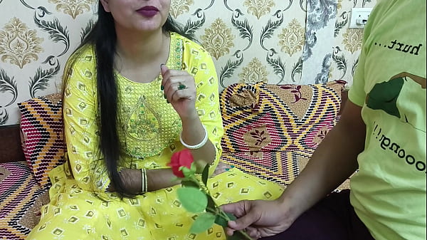 Valentine India Spesial – Kakak Tiri Ngajak Saara Adik Tiri, Tapi Di Balik Rencana Ada Nafsu Tersembunyi, Pake Bahasa Hindi Biar Makin Panas.