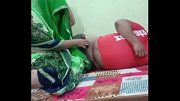 Desi Indian Couple Ngewe Panas Di Kamar, Crot Sampe Basah.