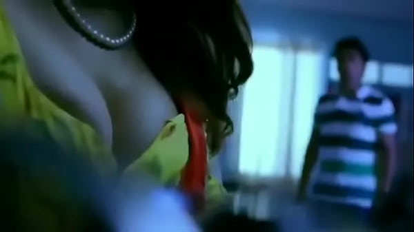 Desi Bhabhi, Panasnya Cinta Bikin Makin Nafsu