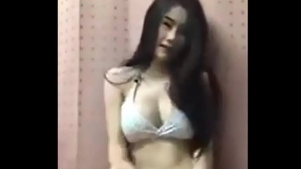 Tonton Live Stream Fb Cewek Asia Goyang Hot, Bikin Pikiran Kotor!