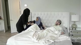 Violet Myers: Gadis Hijab Remaja Hamil Gara-gara Digaruk Gila