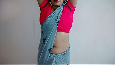 Mantan Pacar Pria Main-main Sama Priya Di Rumah Mertua, Sambil Mertuanya Nonton Xnxx Langsung Di Depan Mata.