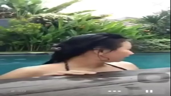 Ngentot Indonesia Di Kolam Renang Pas Live