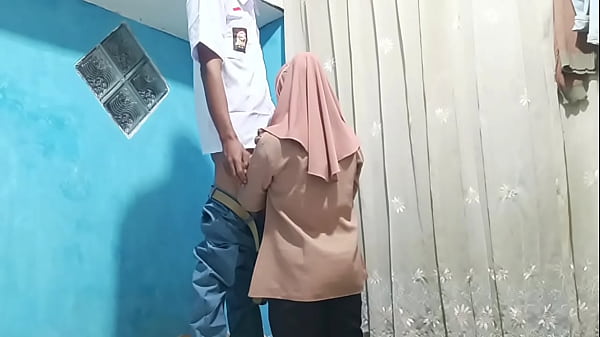 Murid Ngewe Bu Guru Habis Pulang Sekolah, Enak Banget