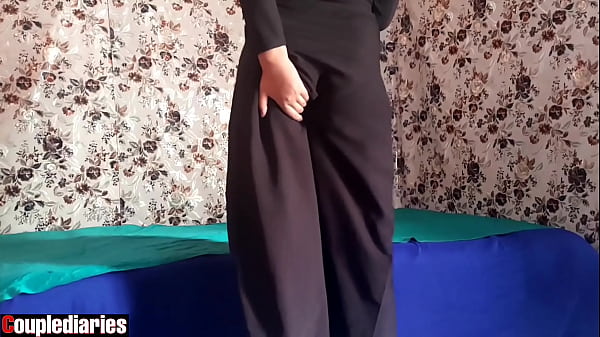 Istri Arab Berhijab Lagi Horny, Dia Panggil Selingkuhannya Buat Main.