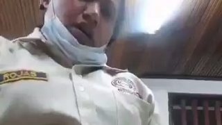 Petugas Cegah Corona Cewek Colmemek Sendiri.