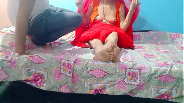 Diam-diam, Saat Sepi Di Rumah, Si Mbak Cantik Main-main Angkat Rok Di Depan Adik Ipar