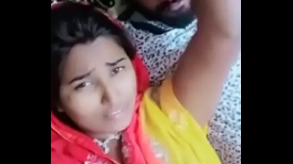 Desi Cewek Seksi Bikin Gregetan, Bikin Pengen Gigit Bibir.