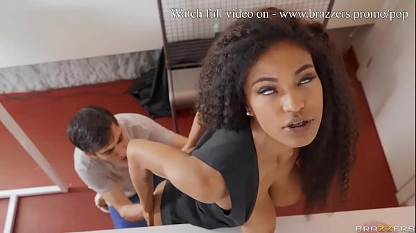 Nonton Tina Fire Di Brazzers, Coli Sambil Colok Memek, Ngaceng Bareng Popcorn Dan Crot Penuh.