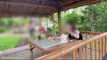 Bercinta Di Luar Sama Bule Thailand, Basah Kuyup Kena Liur Liar.