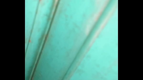 Ngintip Istri Tetangga Kost Yang Sengaja Buka Pintu Pas Suami Pergi Kerja, Malah Diajak Ngentot Sampai Puas.