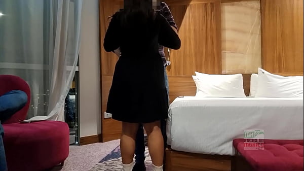 Cewek China Impor Dijemput Suami Ke Guadalajara, Cuma Biar Dikasih Kontol Tiap Malam.