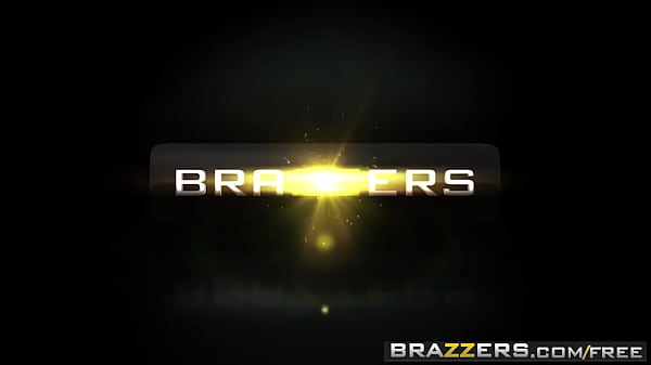 Brazzers – Pantat Gede Doi Ngehe – (kiki Minaj) – Ngidam Banget Dicambuk Sampai Merah