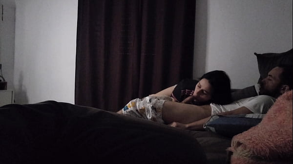 Tia Gata Bikin Rencana Biar Bisa Berbagi Sofa Sama Keponakan, Makin Panas Aja.