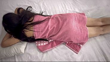 Nri Cewek, Pantatnya Diremas Pelayan Terus Digenjot Memek Sambil Pantat Gede.