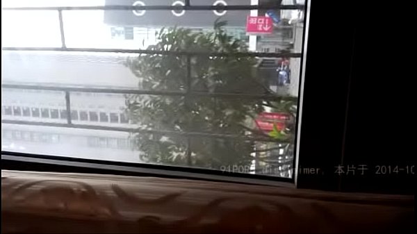 中国人浩哥在饭桌上干闺蜜，干得真爽