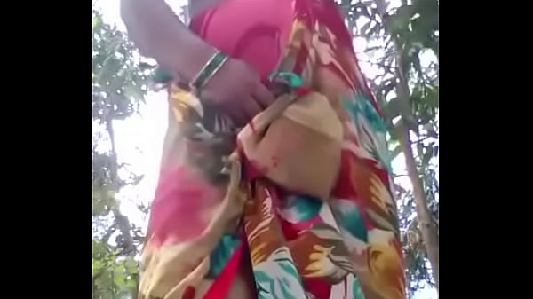Desi Roshni Bhabhi Lagi Pamer Kontol Basah, Bikin Ngiler Semua