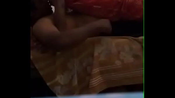 Desi Istri Di Atas, Siap Digoyang Sampe Minta Ampun