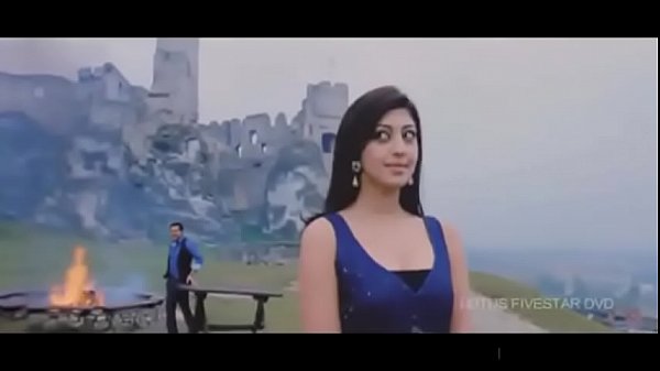Bikin Ngilu, Ngegasin Nafsu, Fhjofz Bikin Gerah Sendiri.