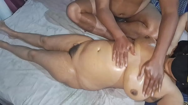 Desi Indian Bhabhi Ngentot Pijat Bugil Full Hot