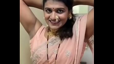 Wanita India Seksi Pamer Ketiak, Bikin Kamu Ngiler!