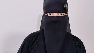 বড় পাছাওয়ালা হিজাবী মাগী ভাড়া করে মনমতো চুদলাম, বাংলা গালি সহ মজা নিলাম