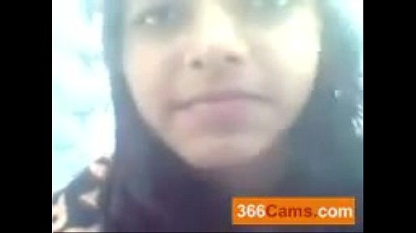 Nonton Cewek-cewek India Abg Lagi Colmek Di Depan Webcam, Gratis Dan Panas Abis!