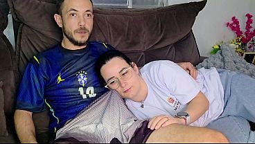 Kakak Tiri Digoda Abang Tiri Sambil Nonton Timnas Brasil, Makin Panas Bikin Nafsu Naik