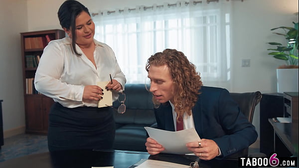 Sarah Arab Montok Dan Karla Lane Si Jalang Kantor Berebut Kontol Bos.